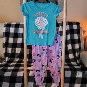 Girls pajama set with mermaids size 7/8